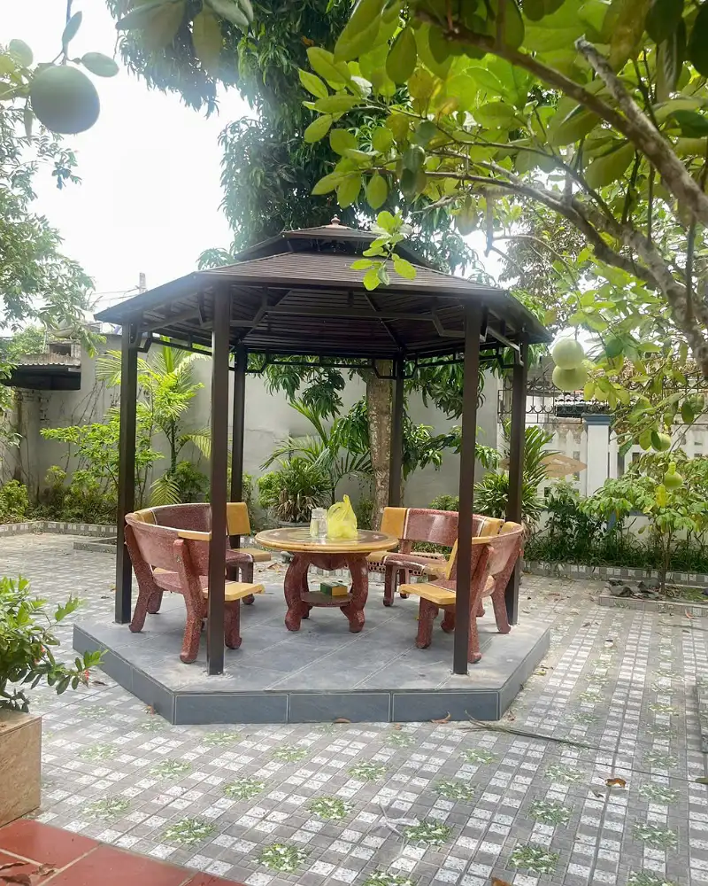 Chòi sân vườn thép lục giác đơn giản