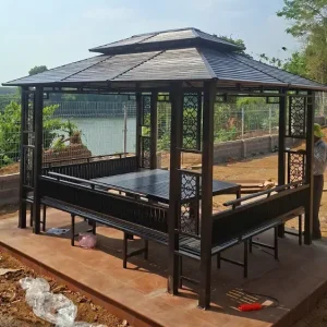Chòi đi kèm bàn ghế tiện lợi