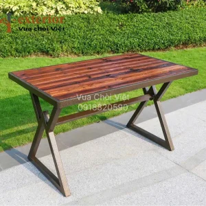 Ghế trung tâm gọn gàng và chắc chắn