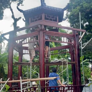 Chòi sân vườn bằng gỗ hình lục giác