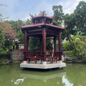 Lầu lục giác bằng gỗ thông dầu