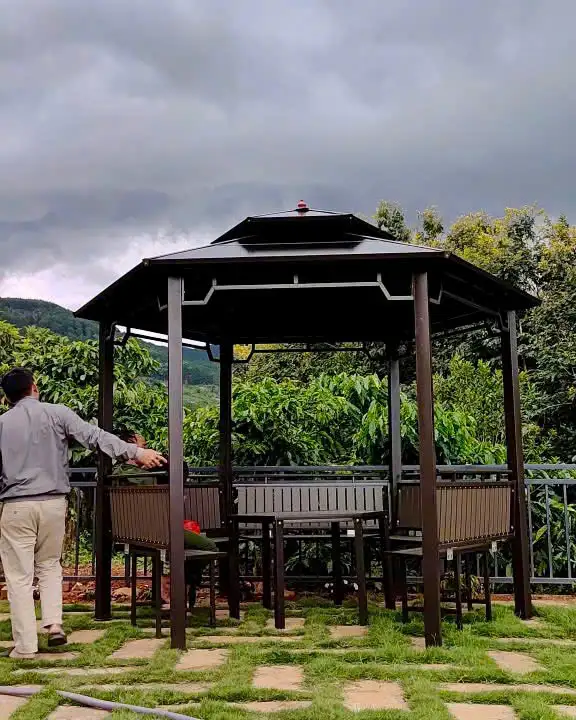 Chòi sân vườn bằng thép sơn tĩnh điện