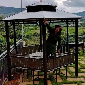 Chòi sân vườn bằng thép sơn tĩnh điện