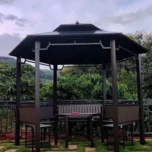 Mái nhựa Polycarbonate chống nắng nóng và tia UV