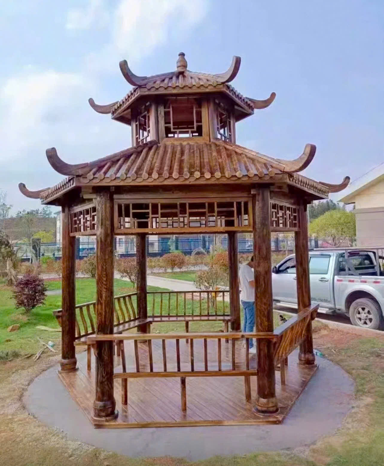 Nhà chòi lục giác bằng gỗ 2 mái mẫu 1