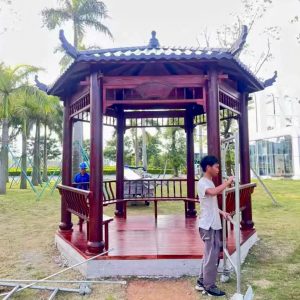 Chòi nghỉ sân vườn bằng gỗ thông dầu lục giác 2