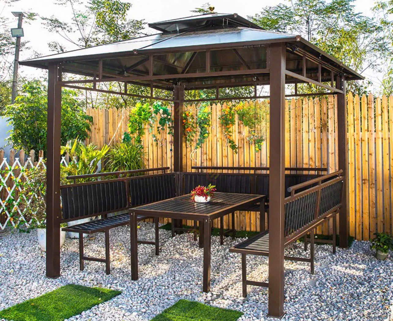 Mẫu chòi nghỉ sân vườn giá rẻ với 4 cột đơn