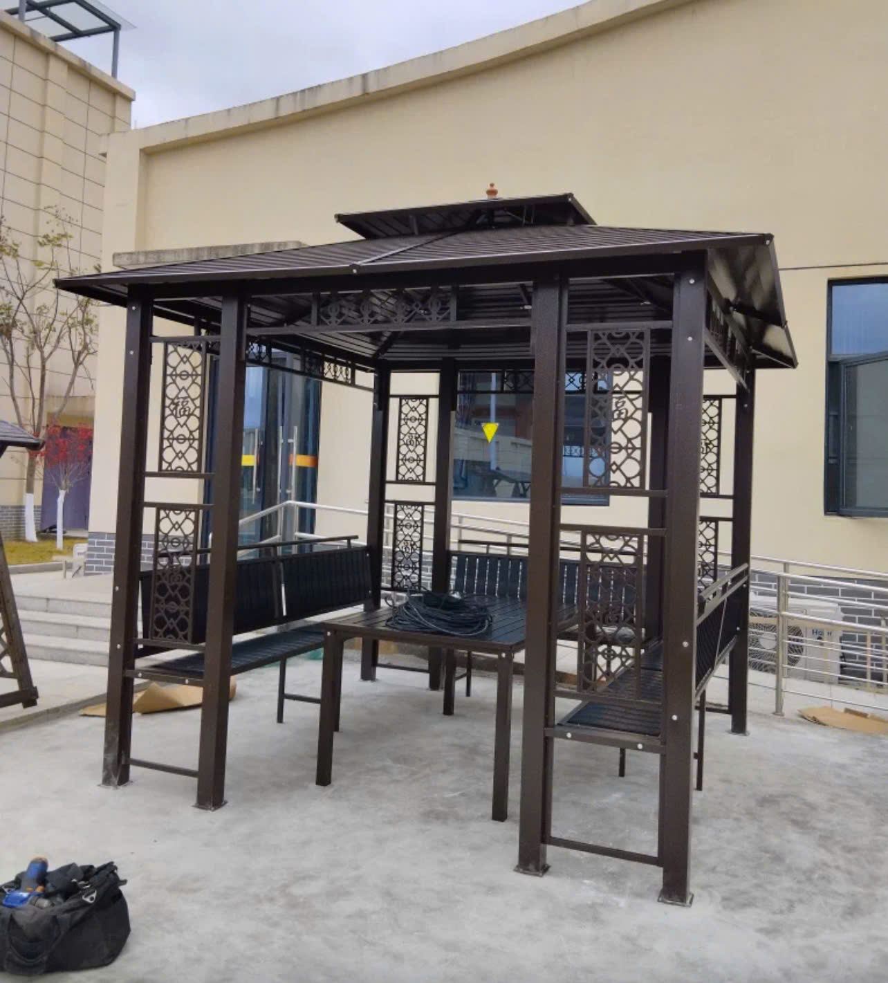 Nhà chòi sân vườn bằng sắt mạ kẽm sơn tĩnh điện bền đẹp chắc chắn