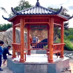 Lầu lục giác sân vườn bằng gỗ một mái