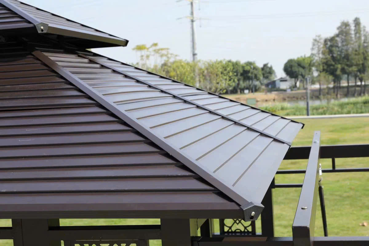 Mái chòi thép mạ kẽm có độ dày 0.5mm