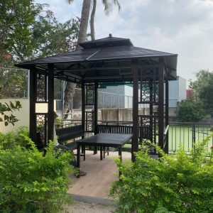 Chòi sân vườn hình vuông mái kẽm
