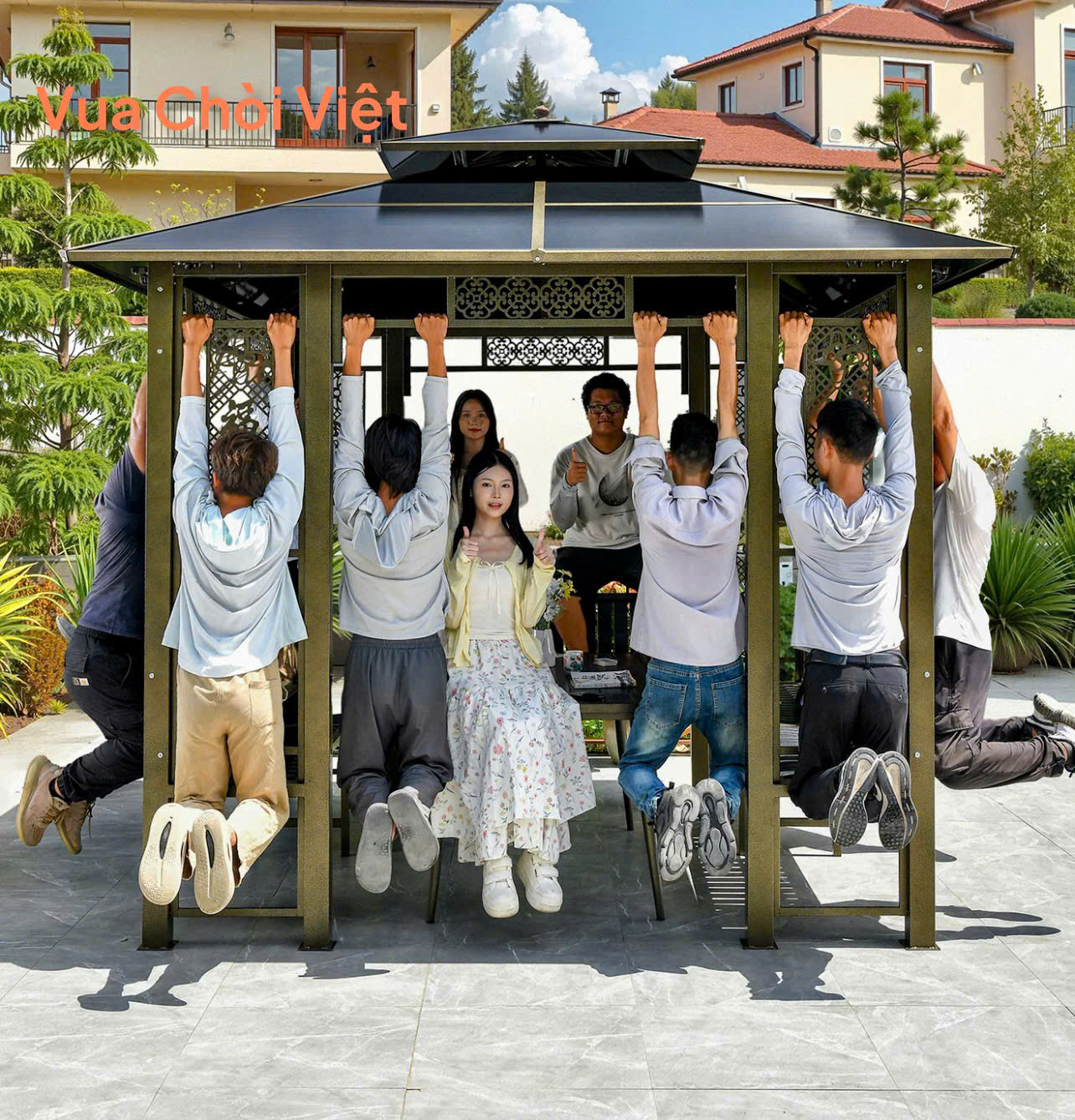 Chòi sân vườn màu vàng đồng bằng sắt hợp kim