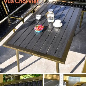 Bàn ghế bằng gỗ nhựa WPC