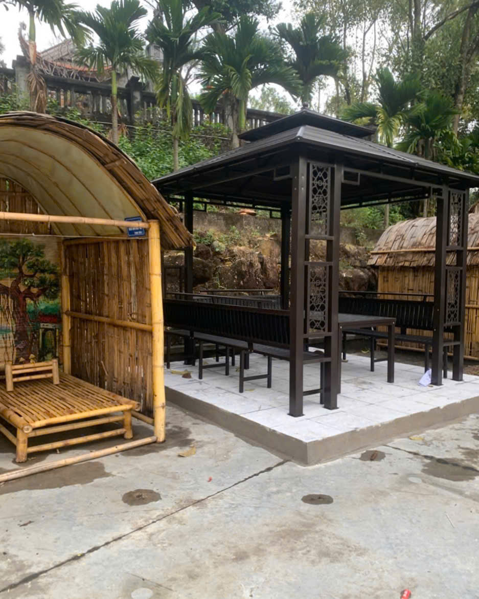 Chòi được sản xuất trước tại nhà máy và thi công lắp dựng nhanh chóng tại chân công trình