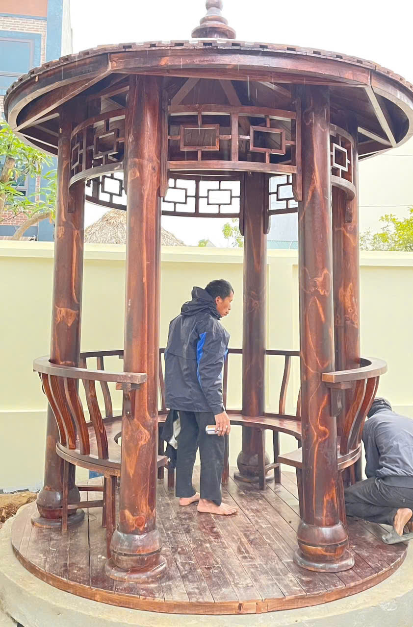 Thi công lắp dựng chòi gỗ tròn tại Lạng Sơn