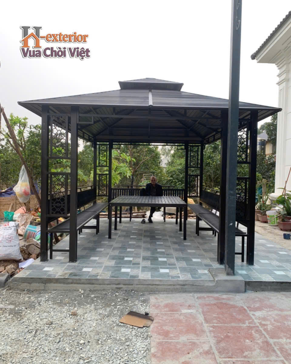 Sản xuất thi công lắp ráp chòi sắt sân vườn tại Hồ Chí Minh