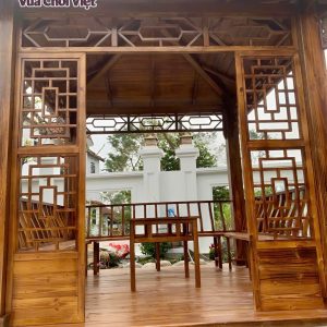 Hai bên lối đi được trang trí bắt mắt