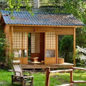 Mái nhà chòi kiểu Nhật cũng có thể được lợp bằng ngói nhựa composite