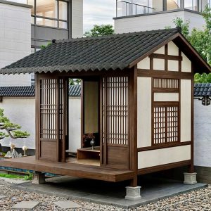 Thiết kế thường có hai cửa chính phía trước, cửa phụ bên hông và cửa sổ phía bên hông còn lại
