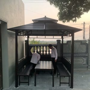 Nhà chòi sân vườn thép mạ kẽm kích thước nhỏ 2.5x2.5m