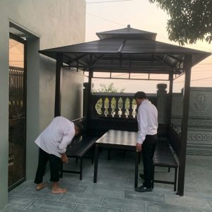 Nhà chòi sân vườn thép mạ kẽm kích thước nhỏ 2.5x2.5m