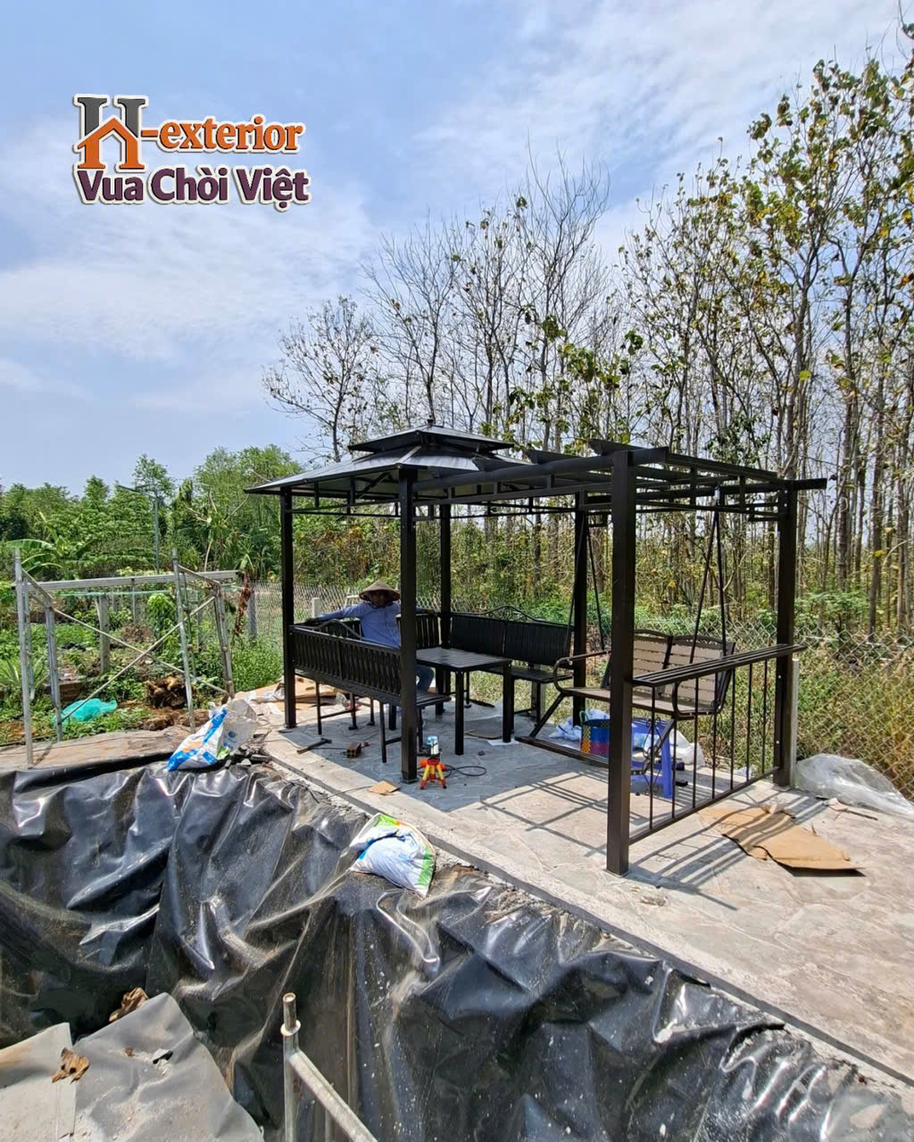 Chòi có kích thước phủ bì mái 2.5x4.5m