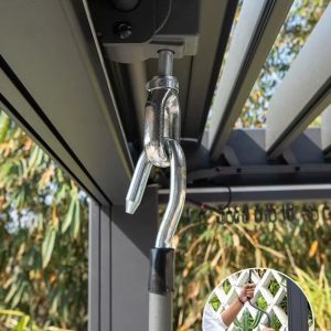 Hệ đóng mở mái hoạt động trơn tru và dễ dàng chỉ với thao tác bằng tay đơn giản