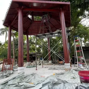 Chòi có kích thước lớn với đường chéo mái lên tới 5.5m